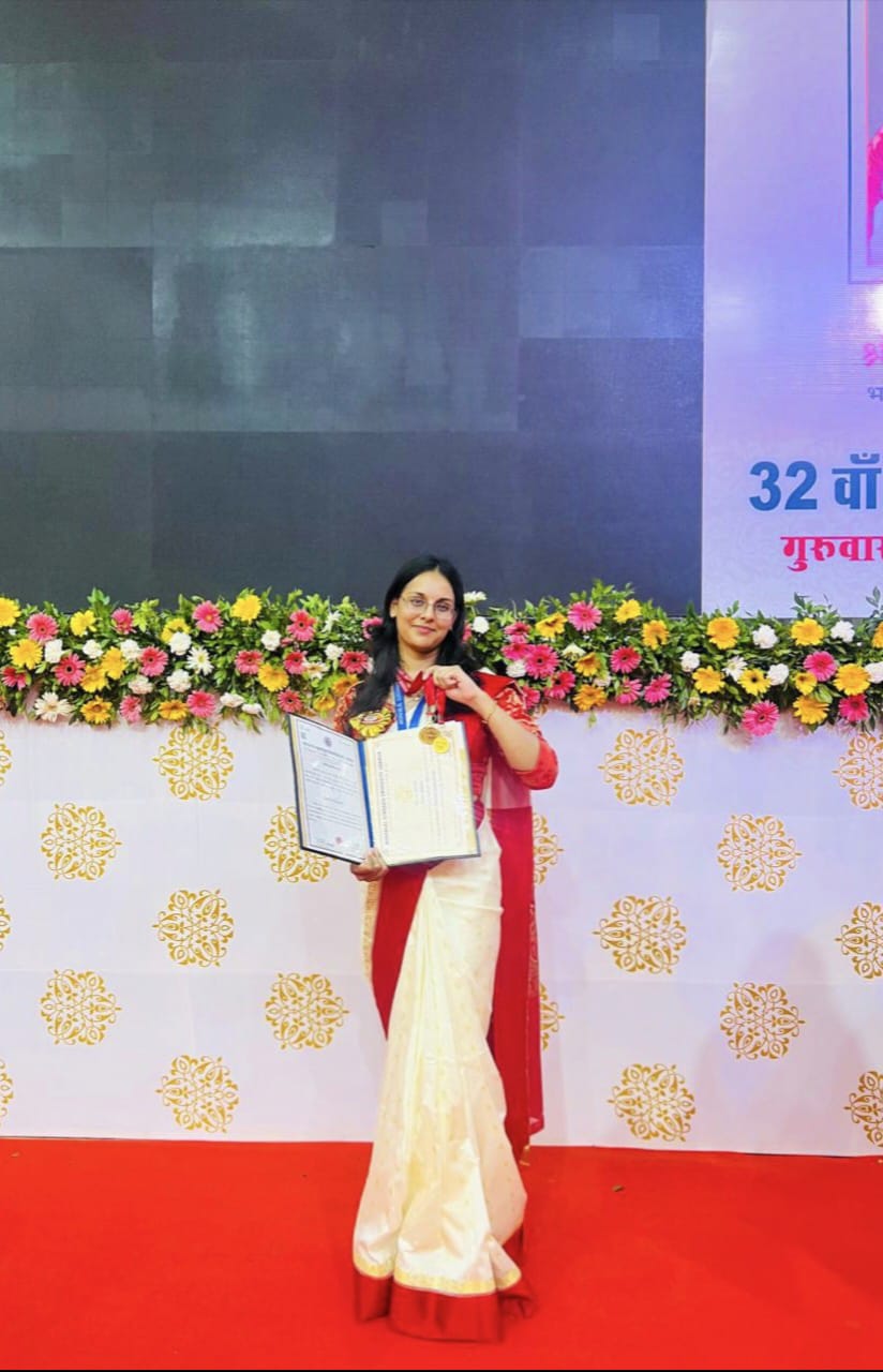 राज्यपाल बागडे ,राष्ट्रपति के साथ मोहनलाल सुखाड़िया विश्वविद्यालय के दीक्षांत समारोह में सम्मिलित हुए,मोहनलाल सुखाड़िया विवि का दीक्षांत समारोह, राष्ट्रपति बोलीं- शिक्षा सशक्तिकरण का सर्वश्रेष्ठ माध्यम, नयागांव की कीर्ति मोरवार को 03 गोल्ड मेडल से सम्मानित हुई