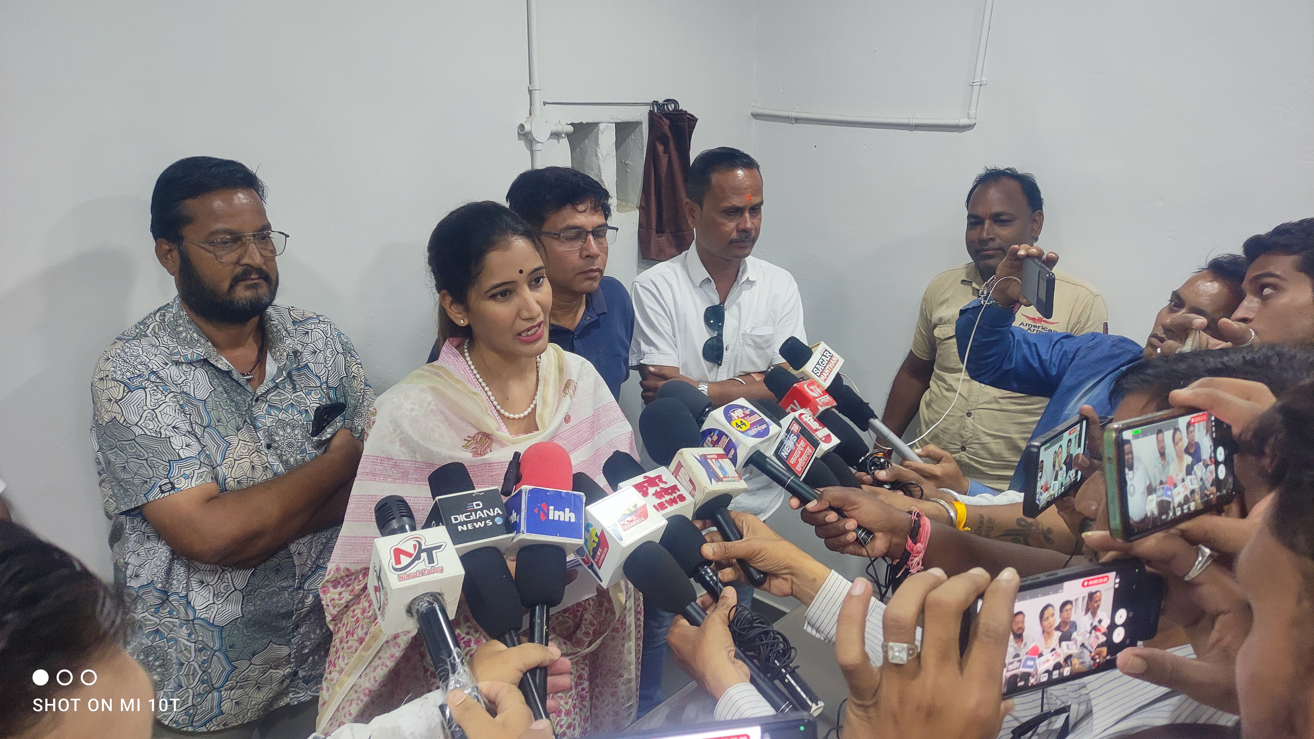 प्रशासक काल में स्वीकृति हुई, प्लेक्स की दरें, ऑडिट ने दिया क्लीं चिट,तब हुआ भुगतान