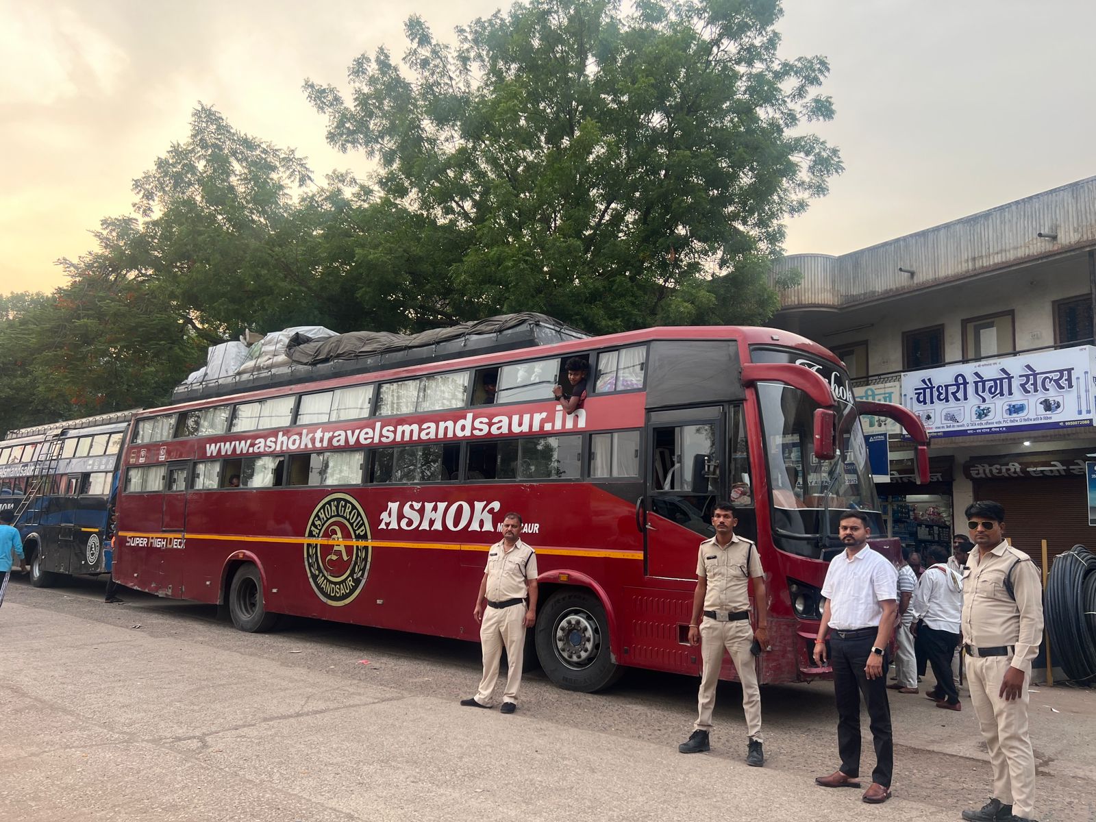 परिवहन विभाग ने की कार्यवाही,विशेष चेकिंग अभियान के तहत 15 दिनों में 1.20 लाख रूपये शमन शुल्क वसूला
