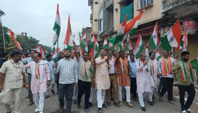 सिंगोली कस्बे में रैली निकाल कर भाजपा ने मनाया आज़ादी का जश्न, हाथों में तिरंगा थामे स्कूली बच्चे भी हुए शामिल, पढे़