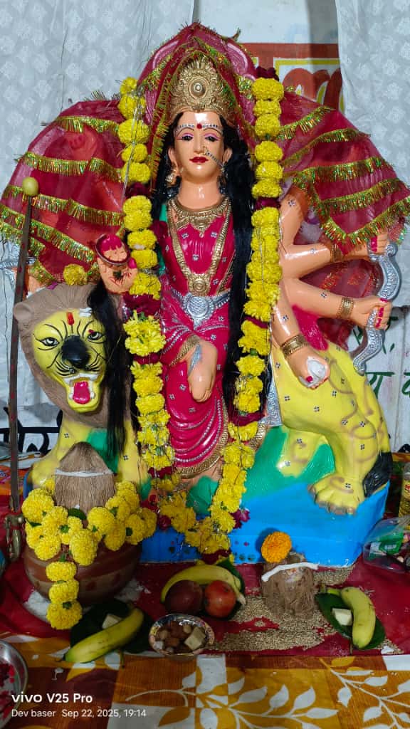 आस्था और उल्लास -*इस बार दस दिनों तक गूंजेंगे माता रानी के जयकारे, मंदिरों में दर्शन को उमड़े श्रद्धालु पढ़ें  दशरथ माली की ये रिपोर्ट 