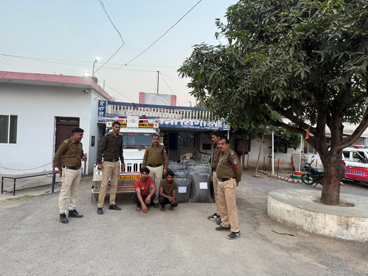 सिंगोली पुलिस को मिली बड़ी सफलता – 522 किलो डोडाचूरा जब्त, दो अंतरराज्यीय तस्कर गिरफ्तार