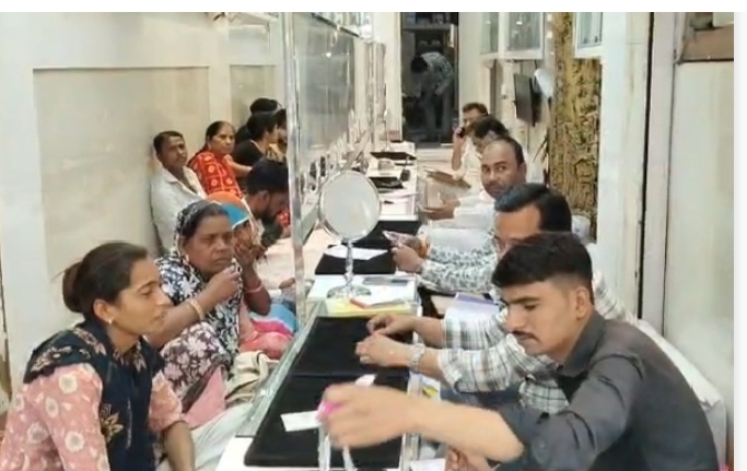 पिछले सप्ताह की गिरावट बरकरार, निवेशक कर रहे इंतजार, खरीदारी को लेकर दुविधा, पढ़े खबर