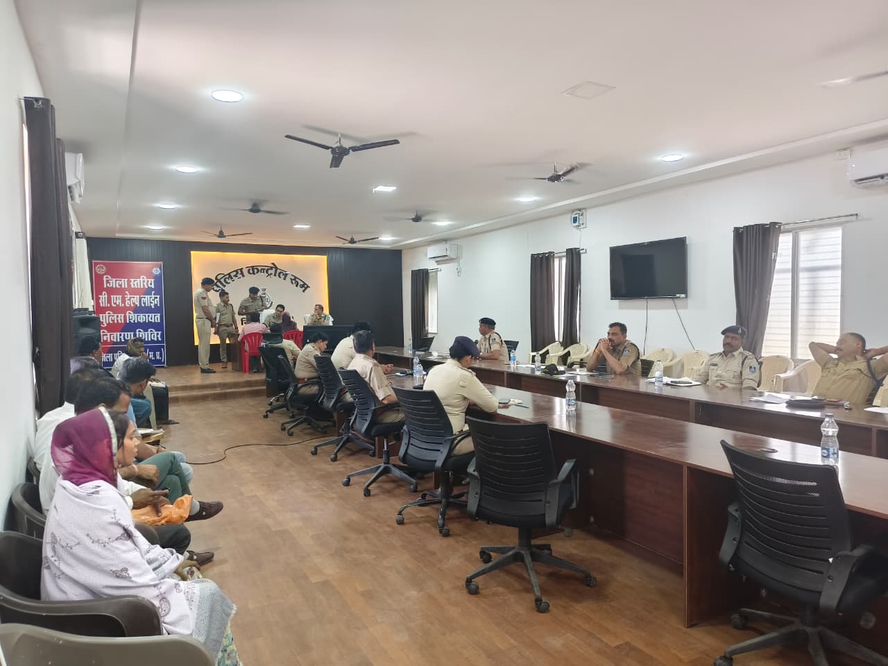 जनसुनवाई शिविर में 39 शिकायतों का निराकरण, एसपी ने दिए अधिकारियों को त्वरित कार्रवाई के निर्देश, 45 आवेदकों की सुनी समस्याएं, पढ़े खबर