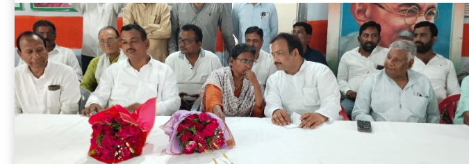 जिला कांग्रेस बैठक में संगठन मजबूती और जनआंदोलनों की रणनीति पर जोर, पूर्व सांसद मीनाक्षी नटराजन ने कहा- जनता के मुद्दों पर सड़क से सदन तक लड़ेगी कांग्रेस, पढ़े ये खबर